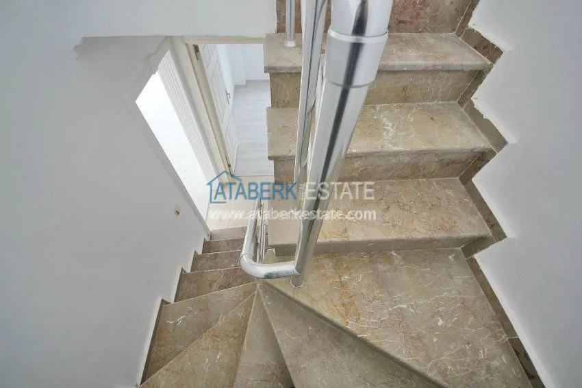 Purchase  Дуплекс с 5 комнатами в районе Махмутлар 26 