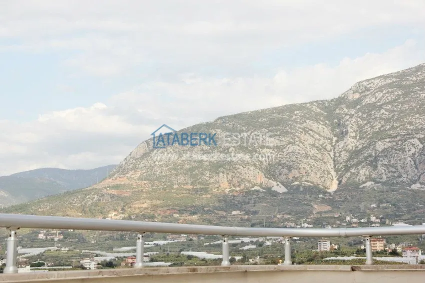 Purchase  Дуплекс с 5 комнатами в районе Махмутлар 29 