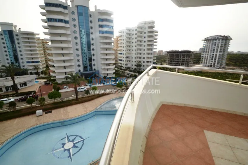 Purchase  Furnished 2+1 apartment from the owner in a complex with a large territory and infrastructure 6 