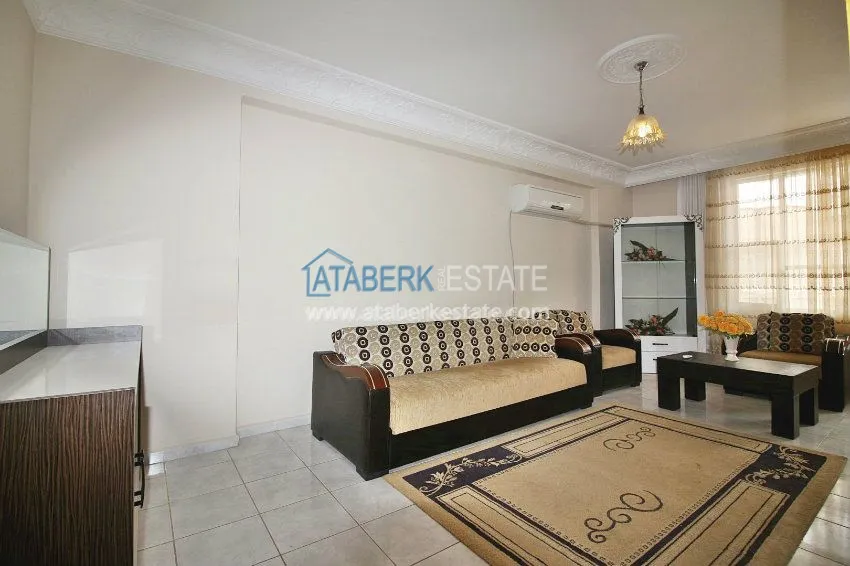 Purchase Недорогая трехкомнатная квартира в 5 минутах от побережья Средиземного моря 1 