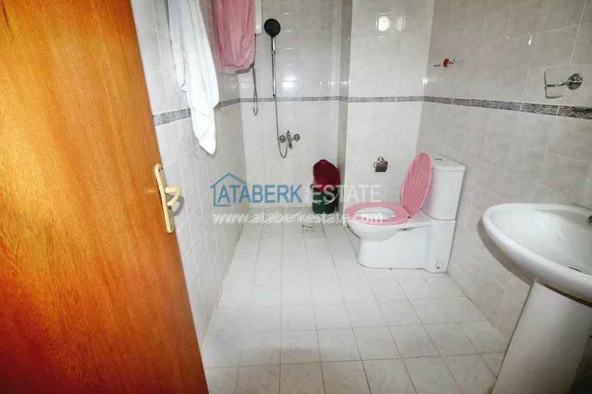 Purchase Недорогая трехкомнатная квартира в 5 минутах от побережья Средиземного моря 6 