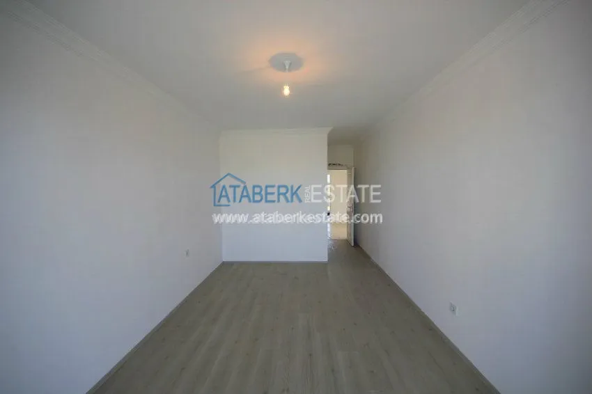 Purchase Comfortable 2+1 apartment in Mahmutlar 8 