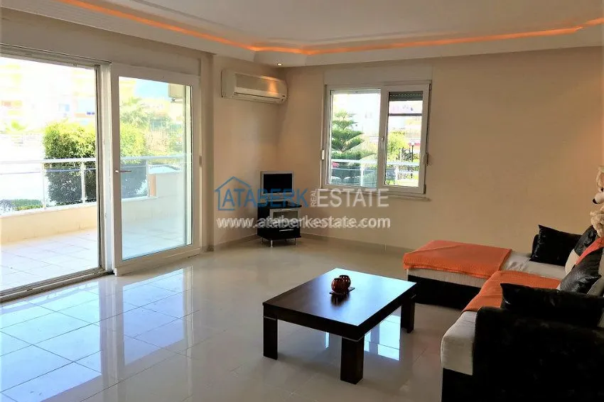 Purchase  Трехкомнатная квартира в популярном европейском районе Оба. 8 