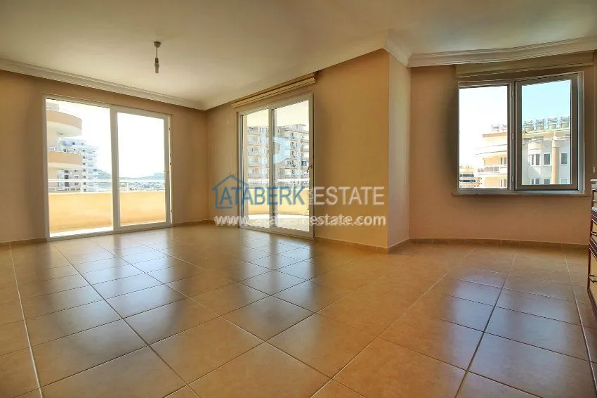 Purchase Просторная квартира 2+1 с видом на море от собственника в Махмутларе 1 