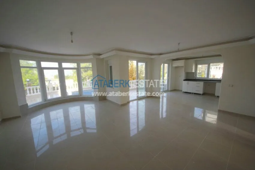 Purchase Вилла с собственным бассейном и 4 спальнями в районе Махмутлар. 23 