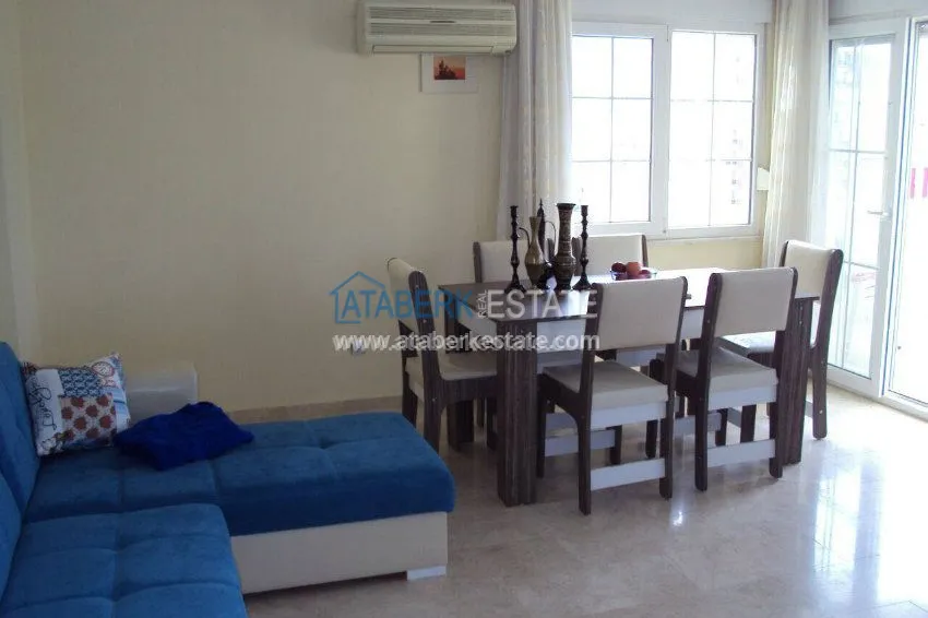 Purchase  Furnished penthouse with an area of 250 sq.m. in the center of Mahmutlar 3 