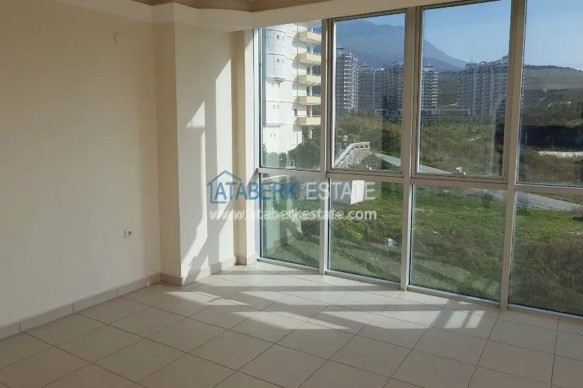 Purchase  На продаже от собственника квартиры в Парадайс Хилл 5 