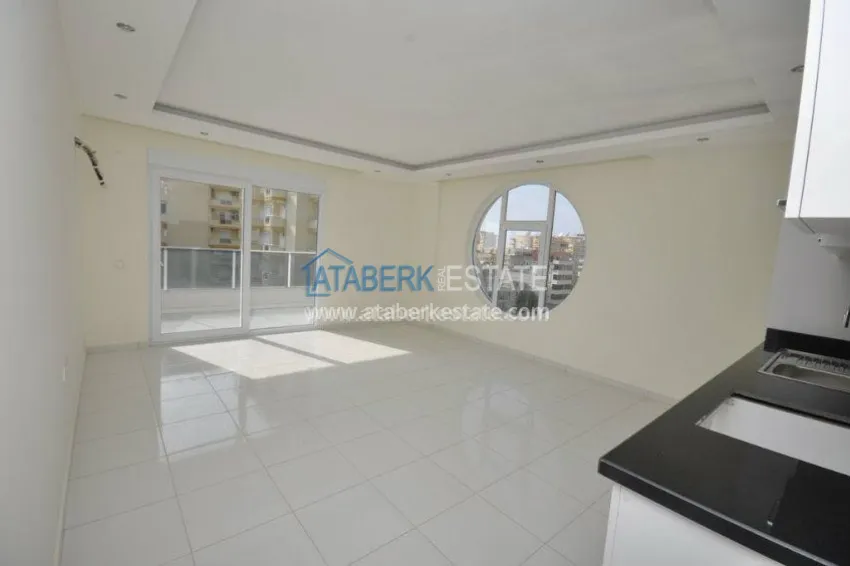 Purchase ComplexApartments from the developer in the center of Mahmutlar 8 