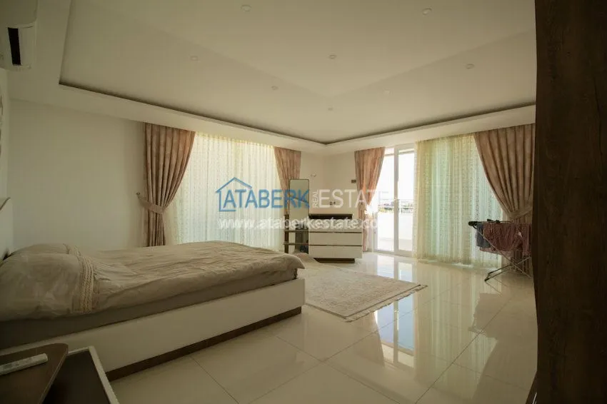 Purchase 3+1 apartment in Tosmur 10 