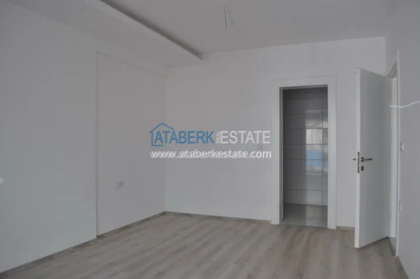 Purchase  Трехкомнатная квартира в современном комплексе Махмутлара 13 