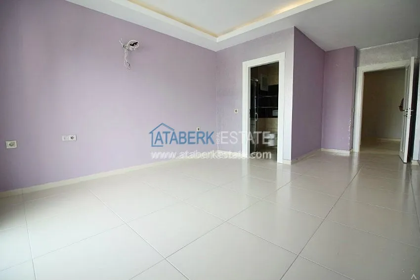 Purchase 2+1 apartment in a complex with the developed infrastructure in Mahmutlar 3 