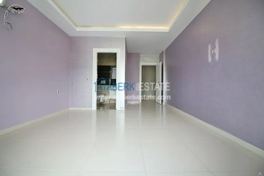 Purchase 2+1 apartment in a complex with the developed infrastructure in Mahmutlar 4 