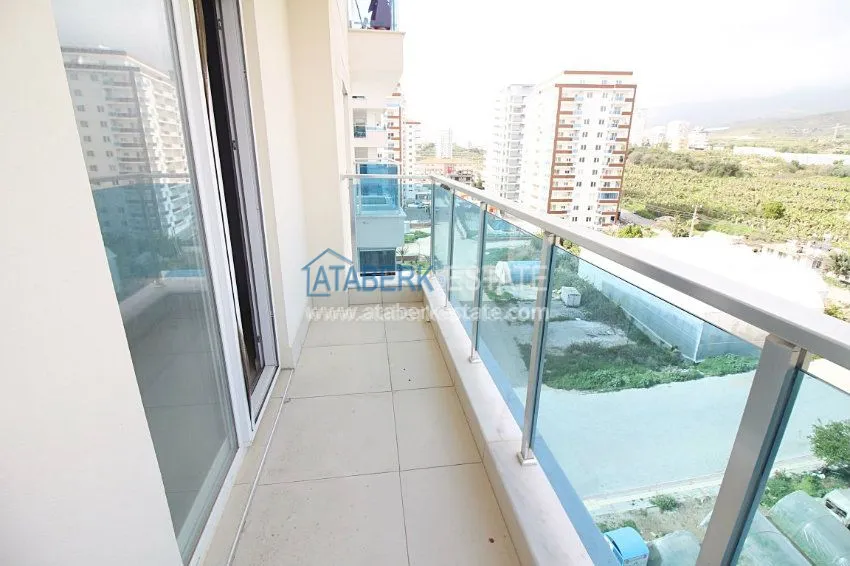 Purchase 2+1 apartment in a complex with the developed infrastructure in Mahmutlar 6 