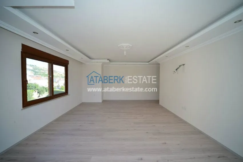 Purchase  Большая четырехкомнатная квартира 150 кв м. 9 