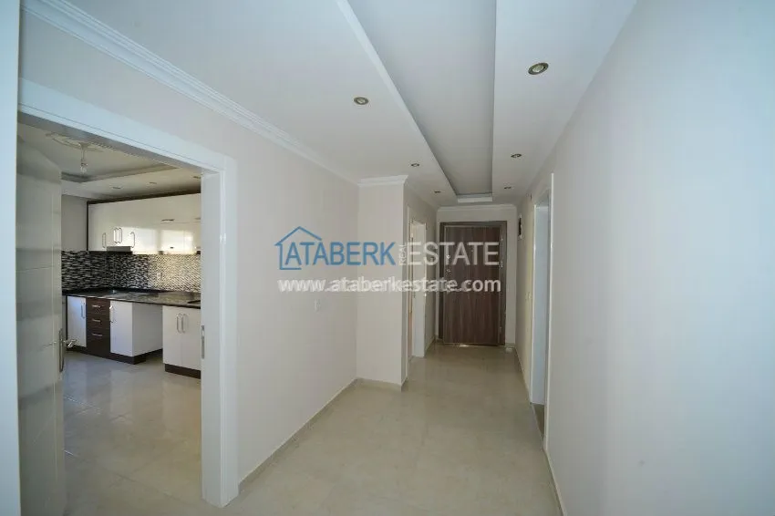 Purchase  Большая четырехкомнатная квартира 150 кв м. 13 