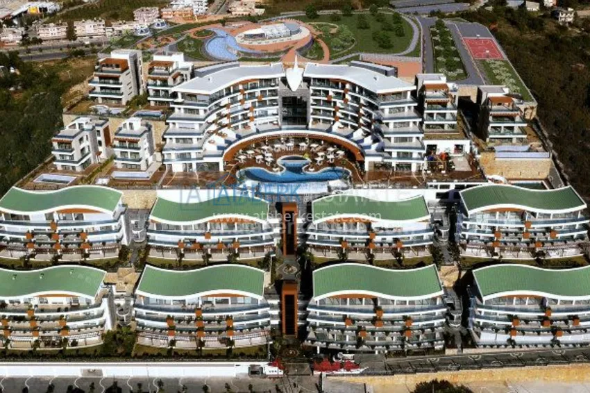 Premium complex with panoramic sea views 1