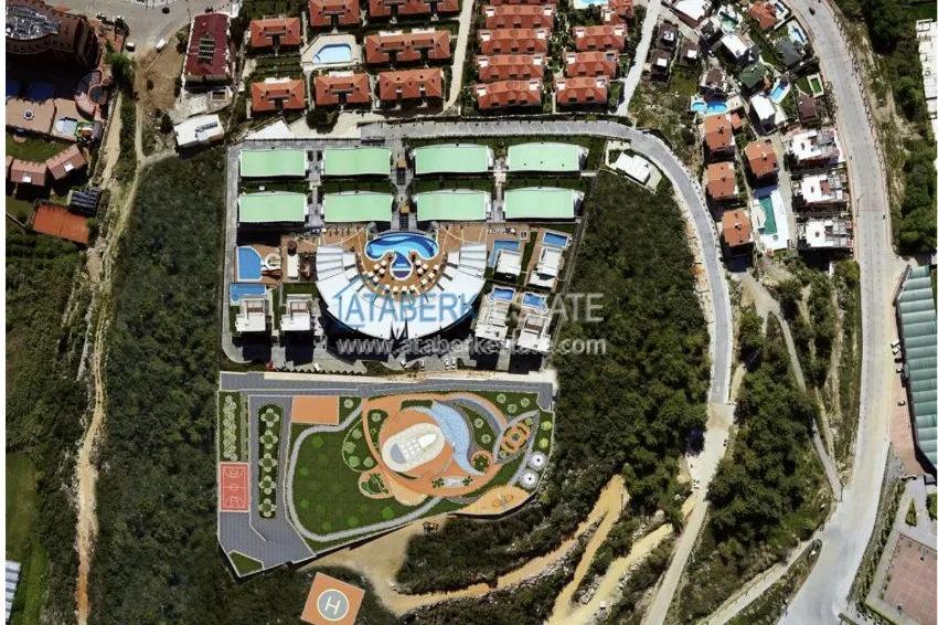 Premium complex with panoramic sea views 2