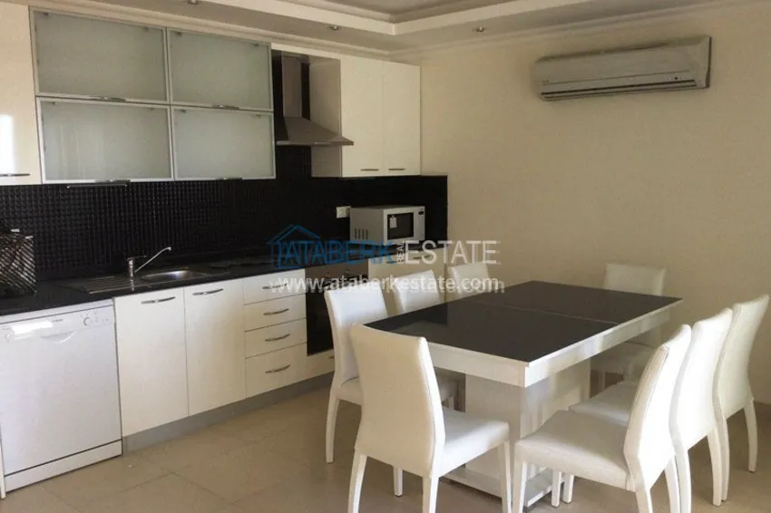 Квартира-дублекс в аренду с 5 спальнями в популярном комплексе Орион Сити 7