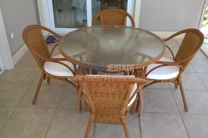 Прекрасная двухкомнатная квартира от собственника рядом с торговым центром Аланиум 9 