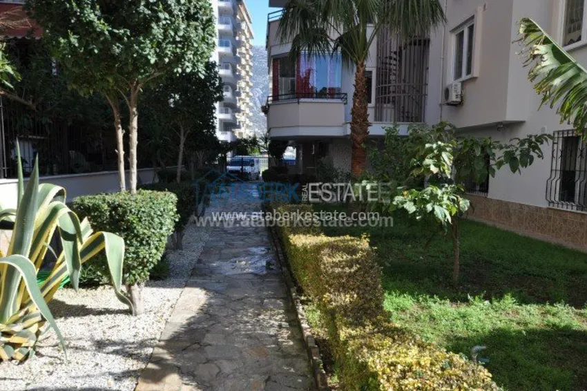 Недорогая трехкомнатная квартира в комплексе в Махмутларе от собственника 2 