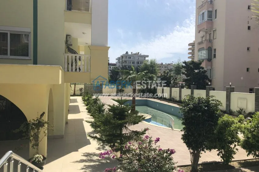 Пентхаус с видом на море в самом центре района 4 