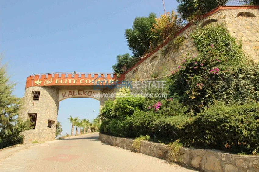 Апартаменты 1+1 в новом комплексе в центре Алании. 4 