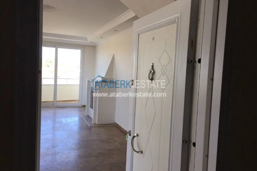 В районе Авсалар 3+1 дуплекс с камином и сауной. 18 