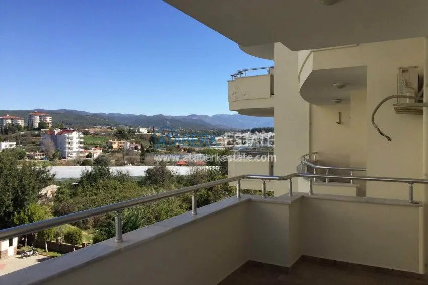 Просторная солнечная трехкомнатная квартира в районе Авсаллар. 24 