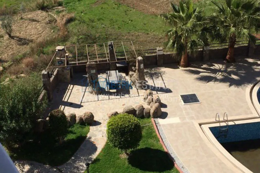 Просторная солнечная трехкомнатная квартира в районе Авсаллар. 25 