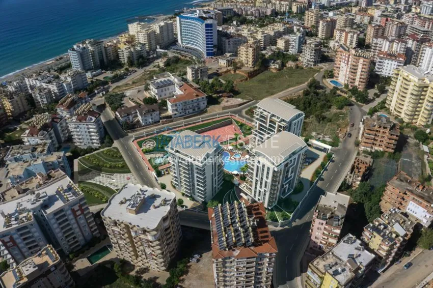 Luxury residential complex in Tosmur, located just 200 meters from the sea, at the best prices! 4 