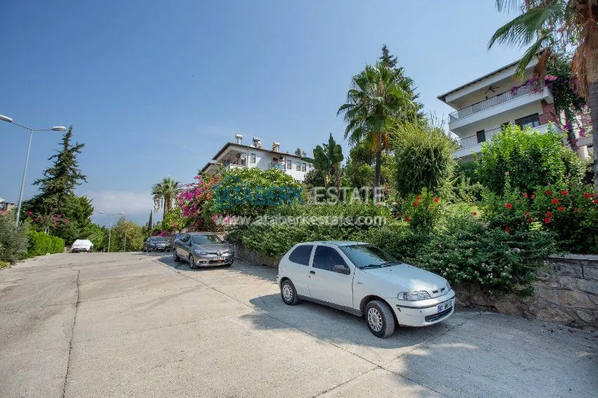 Дуплекс с 4 спальнями в районе Оба. 18 