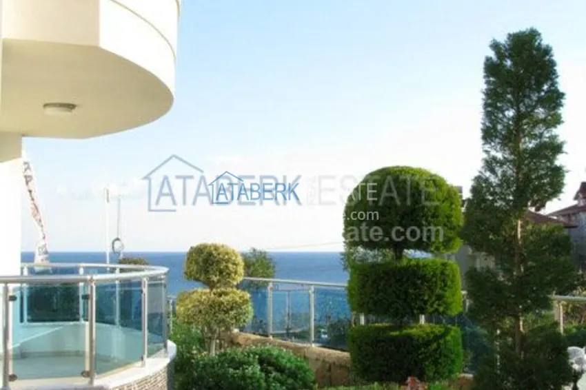 1+1 apartment near the Cleopatra beach 3 