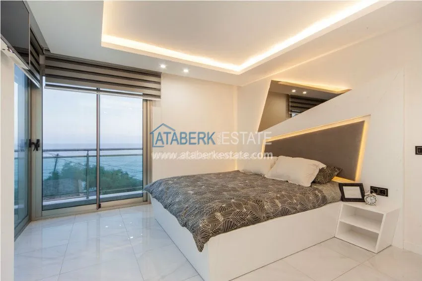 Просторная квартира для большой семьи в жилом комплексе 7 