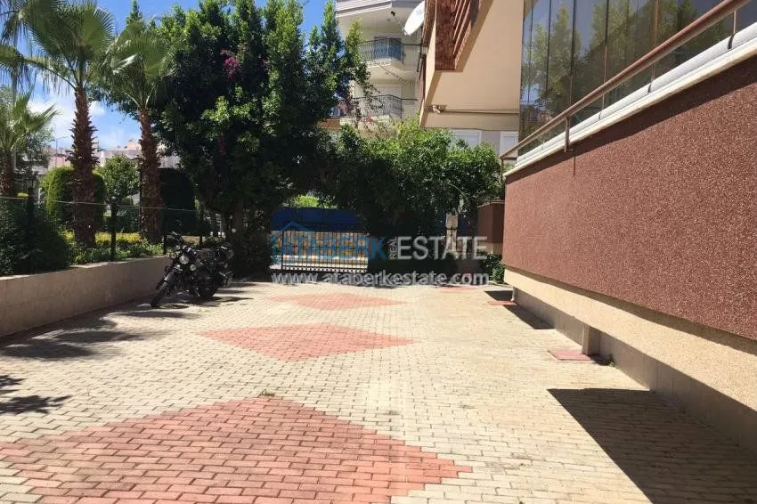 Profitable apartments 1+1 in the central area of Oba district 6 