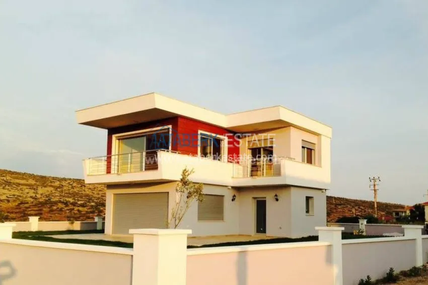 House in Cesme in a prestigious area 5 