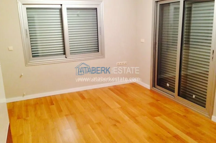 House in Cesme in a prestigious area 9 