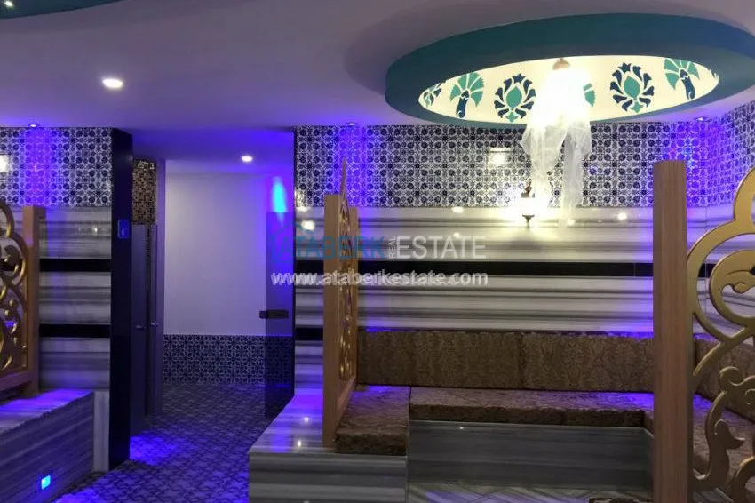 Complex Crystal River in Oba 5 