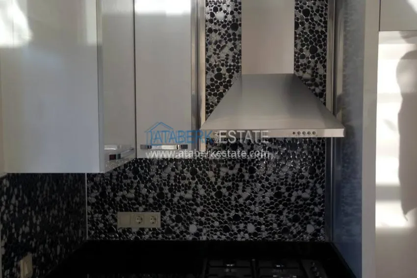 Двухэтажный дом с видом на море в Чифтликёе 6 