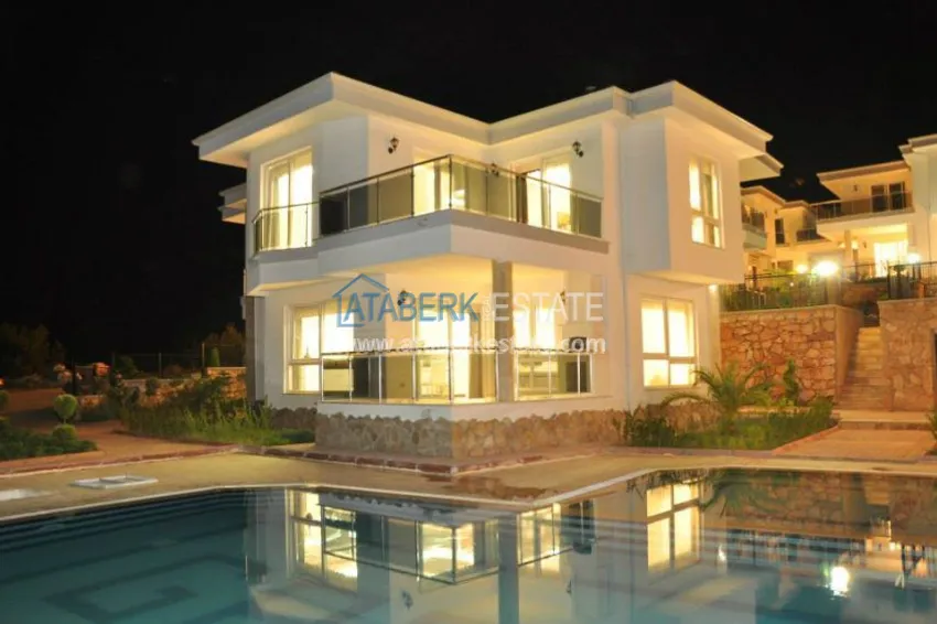 Villas with the amazing view of the Mediterranean sea 1