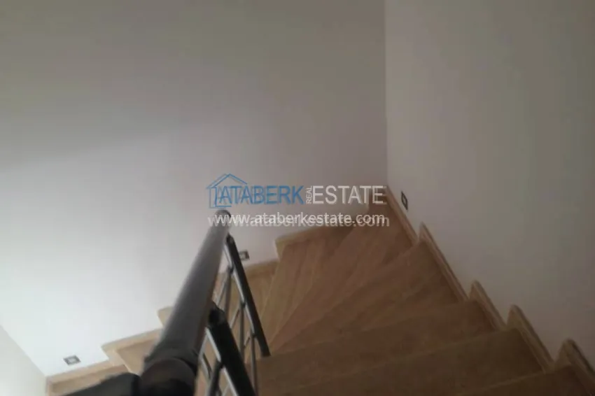 Двухэтажный дом с видом на море в Чифтликёе 9 