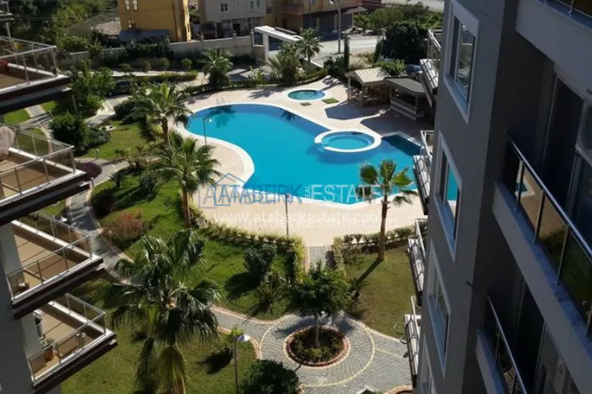 Квартира с тремя спальнями в  прекрасном комплексе от собственника 14 