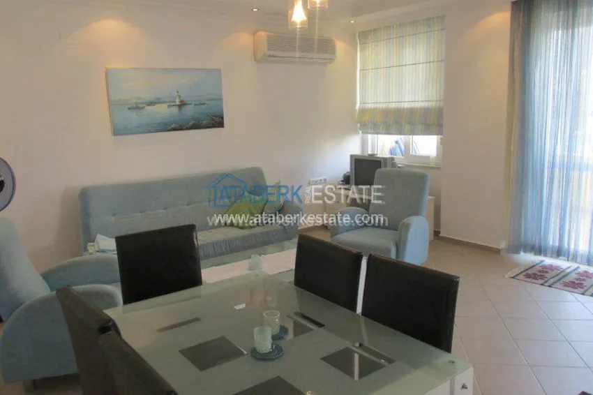 Квартира 2+1 в городском доме с бассейном. 2 