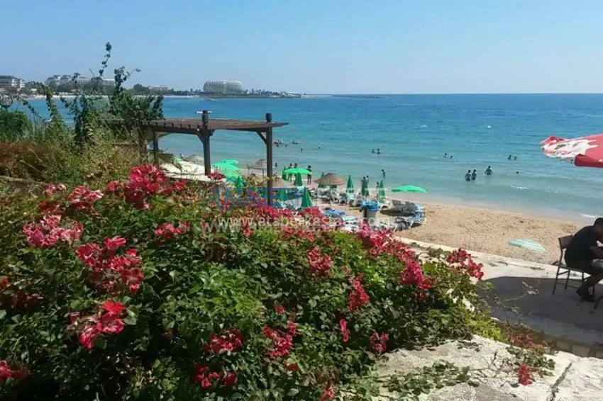 Villa near the sea for special price 5 