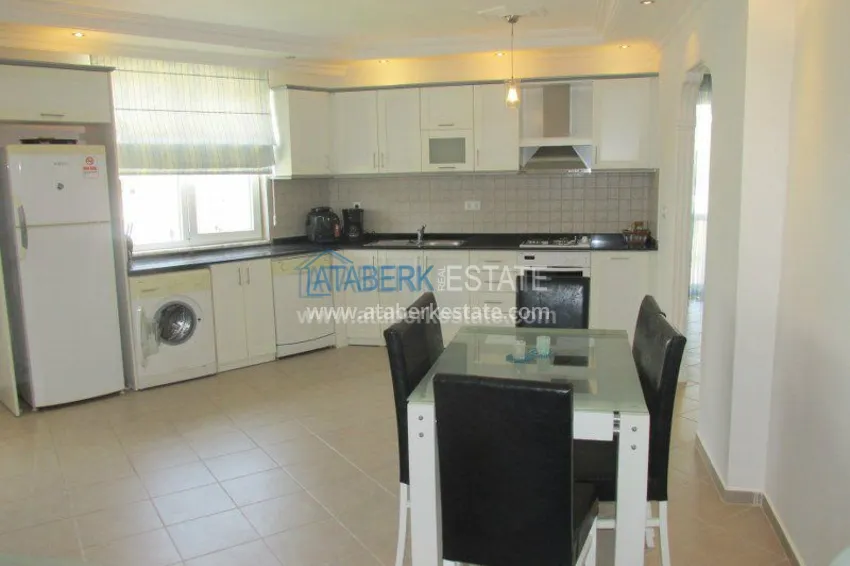 Квартира 2+1 в городском доме с бассейном. 3 