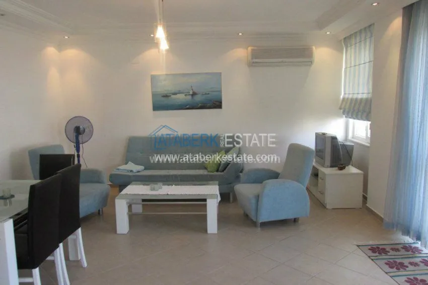 Квартира 2+1 в городском доме с бассейном. 5 