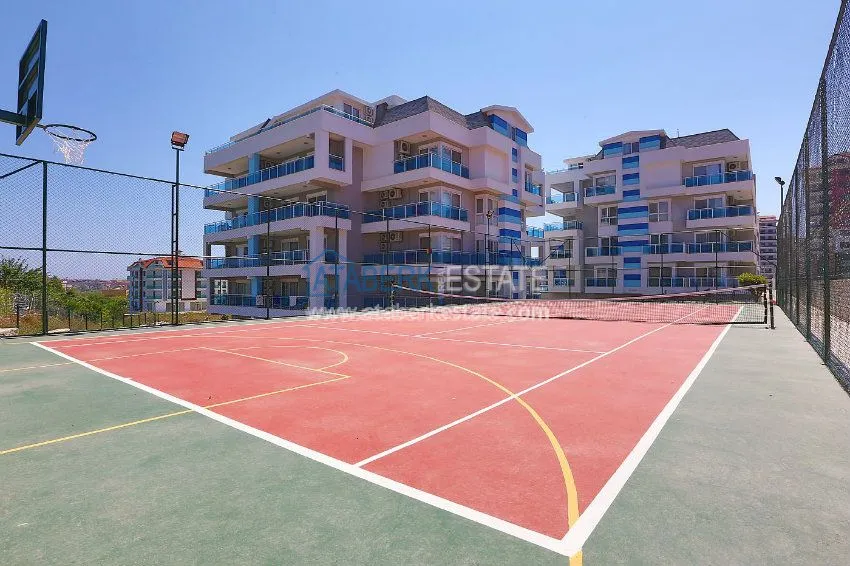 Furnished apartment on the Mediterranean coast in Oba 7 