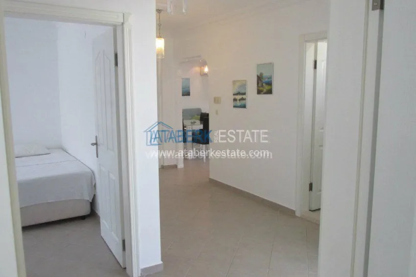 Квартира 2+1 в городском доме с бассейном. 8 