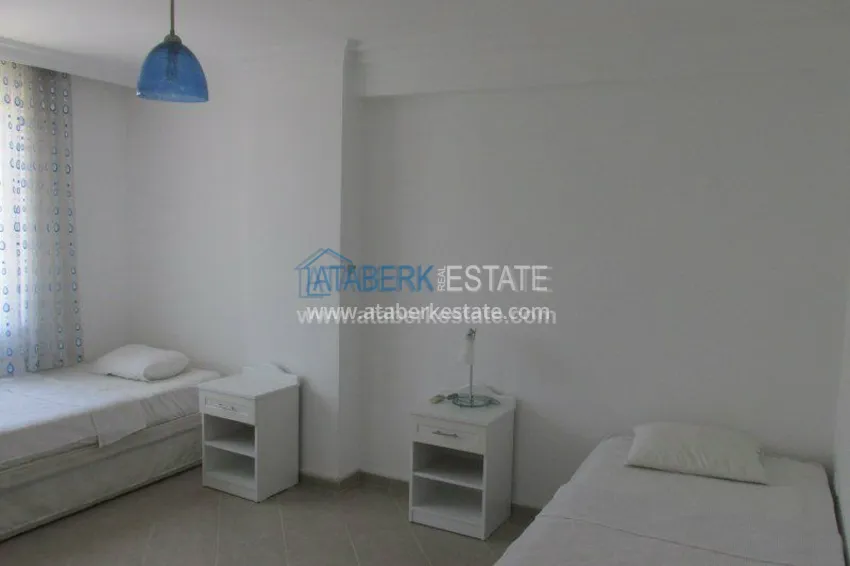 Квартира 2+1 в городском доме с бассейном. 9 