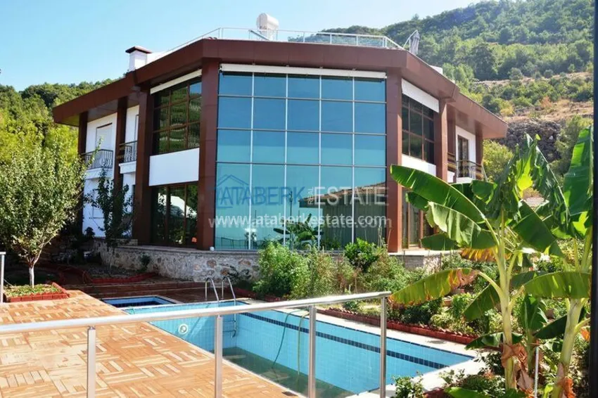 Exclusive mansion with stunning views! 3 