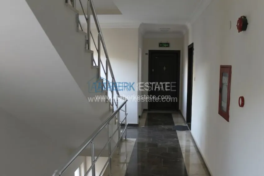 На срочной продаже двухкомнатная квартира от собственника по низкой цене. 10 